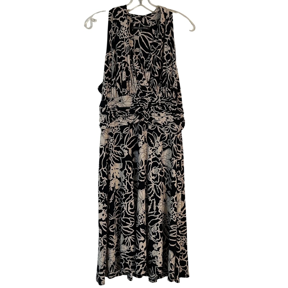 Jones Wear Dress Black Ivory Floral Sleeveless Midi Ruched Empire Waist 16 NEW